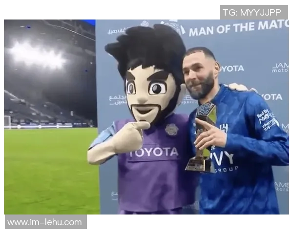 早报:C罗继续罢赛引关注本泽马帽子戏法助新月大胜